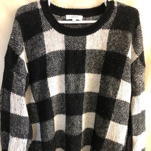 Women’s Oversized Pullover (Polyester/Wool blend)